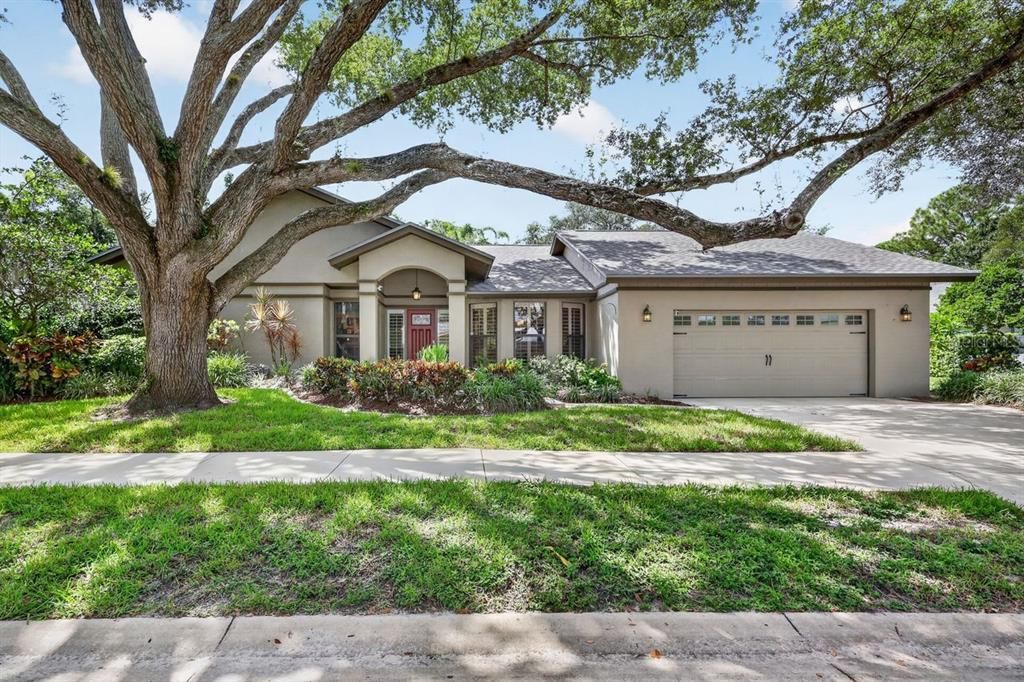 For Sale: $795,000 (4 beds, 2 baths, 2274 Square Feet)