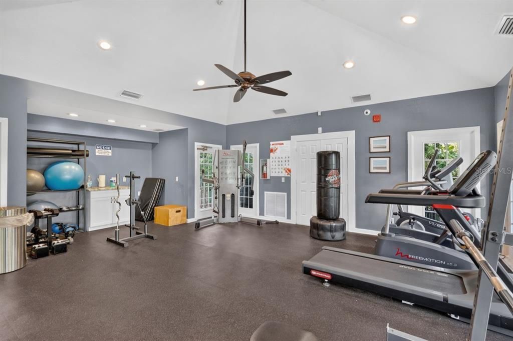 For Sale: $795,000 (4 beds, 2 baths, 2274 Square Feet)