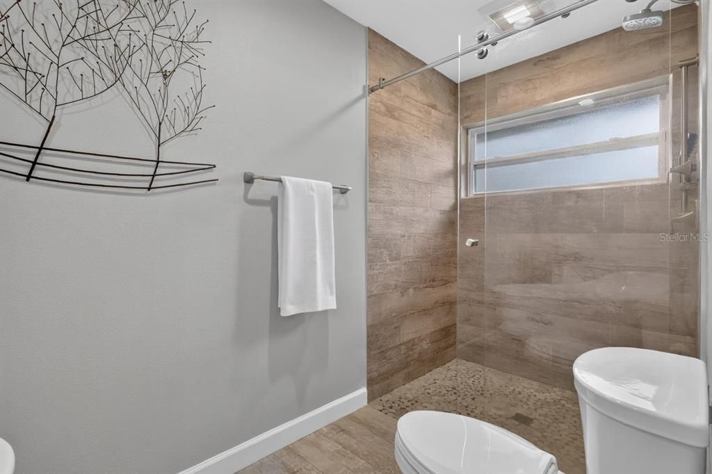 For Sale: $795,000 (4 beds, 2 baths, 2274 Square Feet)
