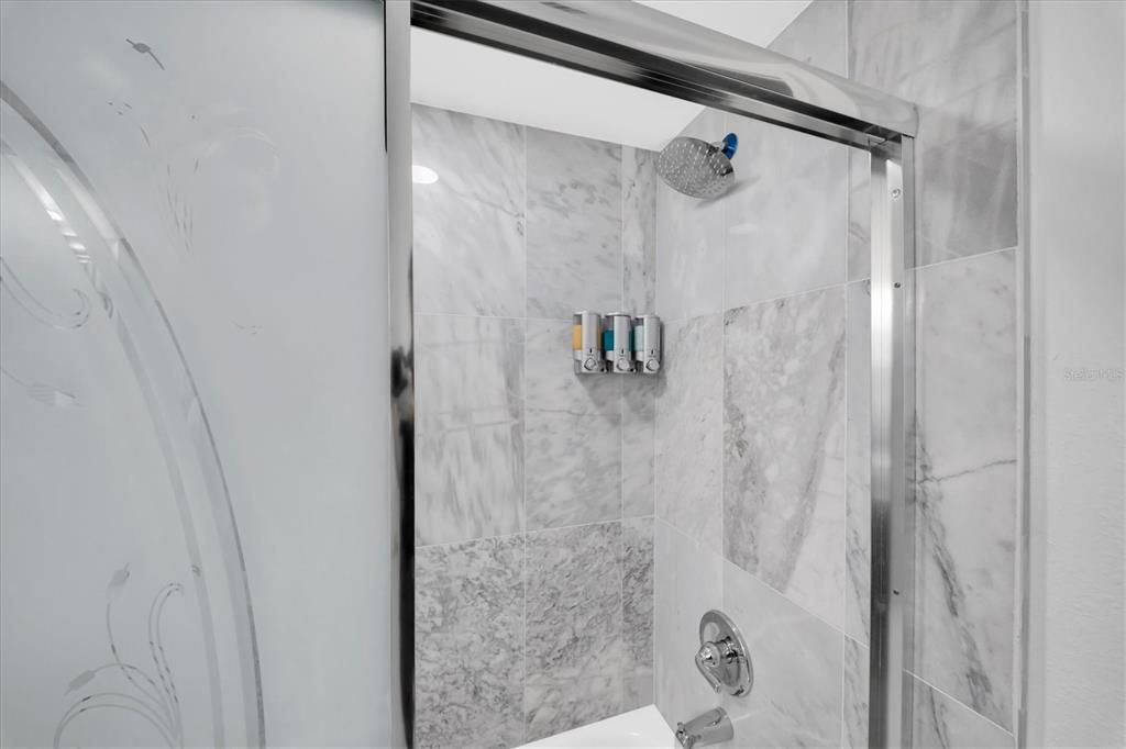 For Sale: $430,000 (3 beds, 2 baths, 1396 Square Feet)