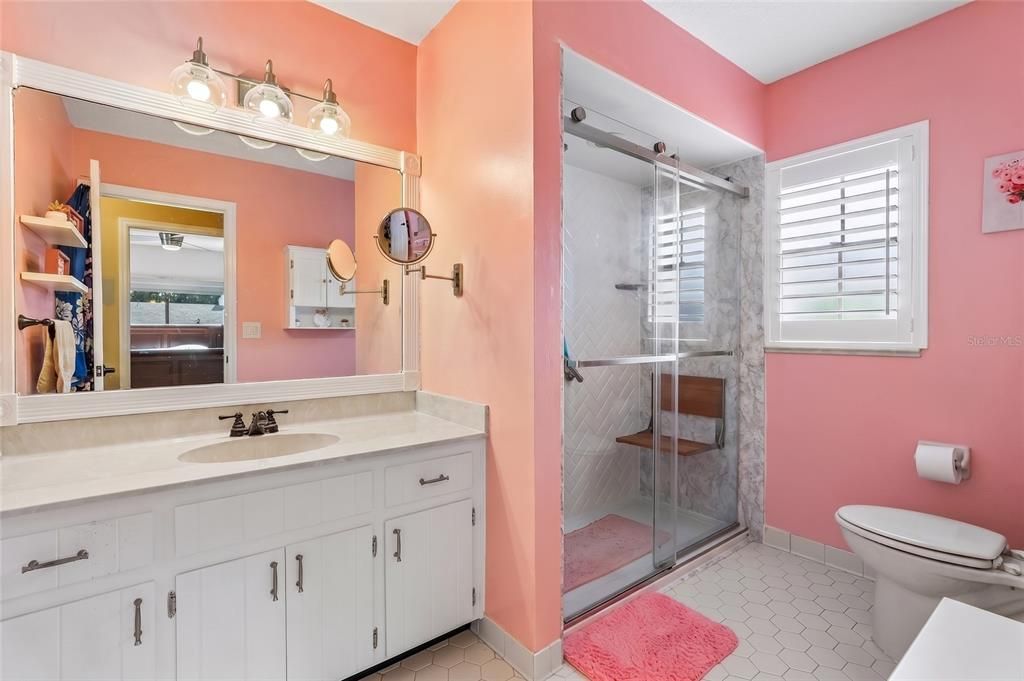 For Sale: $435,000 (2 beds, 2 baths, 2205 Square Feet)