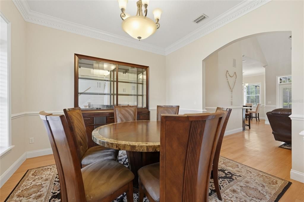 For Sale: $825,000 (4 beds, 3 baths, 2509 Square Feet)
