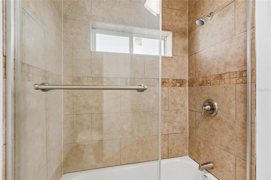 For Sale: $295,000 (3 beds, 2 baths, 1677 Square Feet)