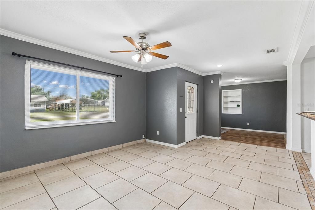 For Sale: $295,000 (3 beds, 2 baths, 1677 Square Feet)