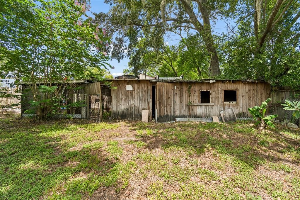For Sale: $295,000 (3 beds, 2 baths, 1677 Square Feet)