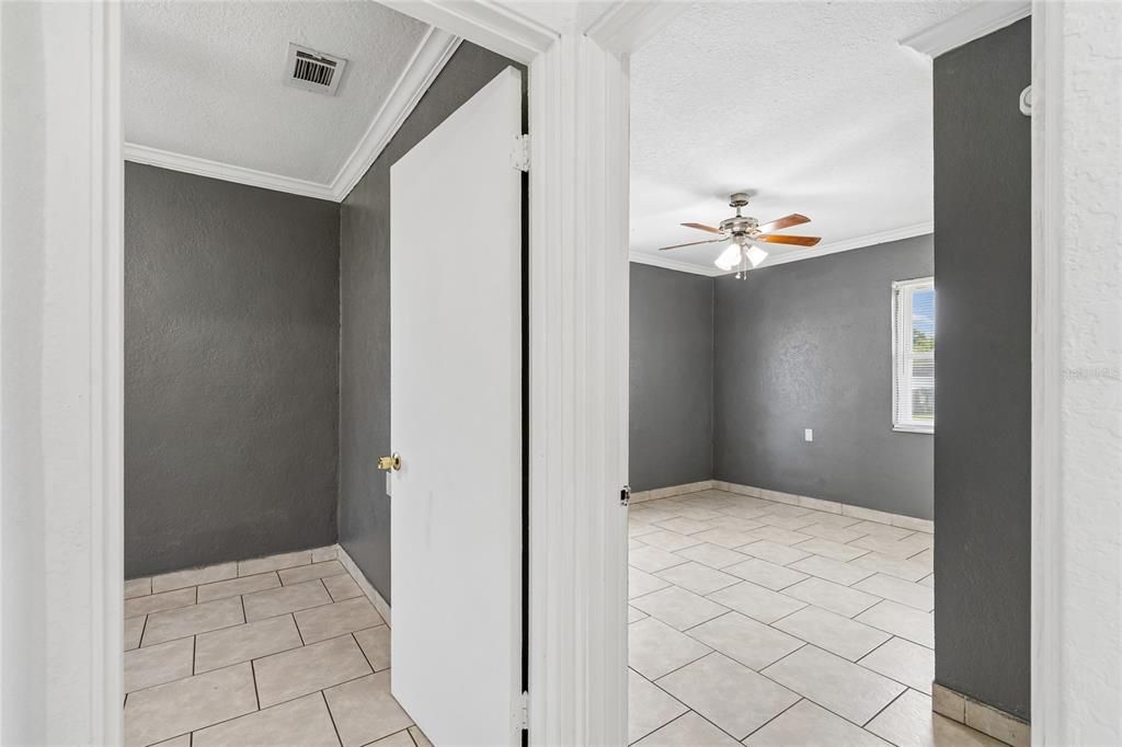 For Sale: $295,000 (3 beds, 2 baths, 1677 Square Feet)