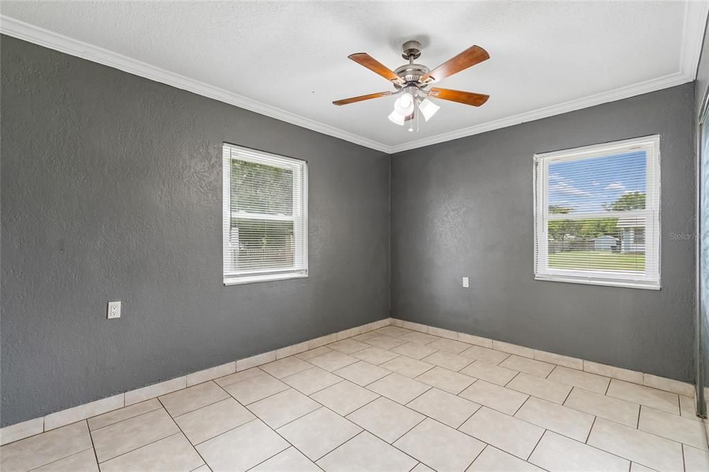 For Sale: $295,000 (3 beds, 2 baths, 1677 Square Feet)