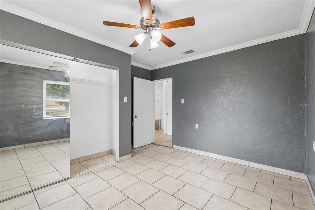 For Sale: $295,000 (3 beds, 2 baths, 1677 Square Feet)