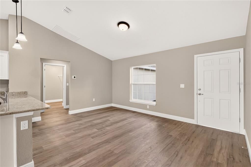 En Venta: $238,999 (3 camas, 2 baños, 1286 Pies cuadrados)