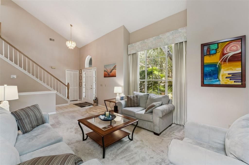 For Sale: $525,000 (3 beds, 3 baths, 2209 Square Feet)