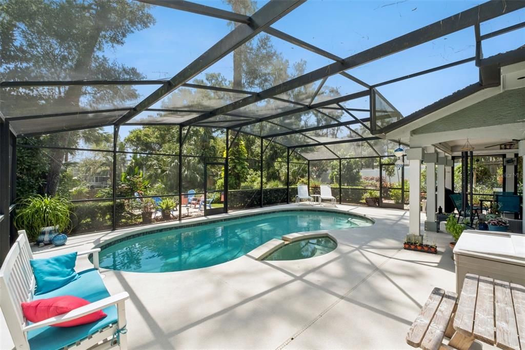 For Sale: $525,000 (3 beds, 3 baths, 2209 Square Feet)