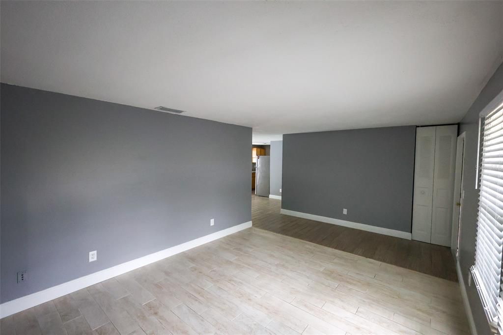 For Rent: $2,800 (2 beds, 2 baths, 910 Square Feet)