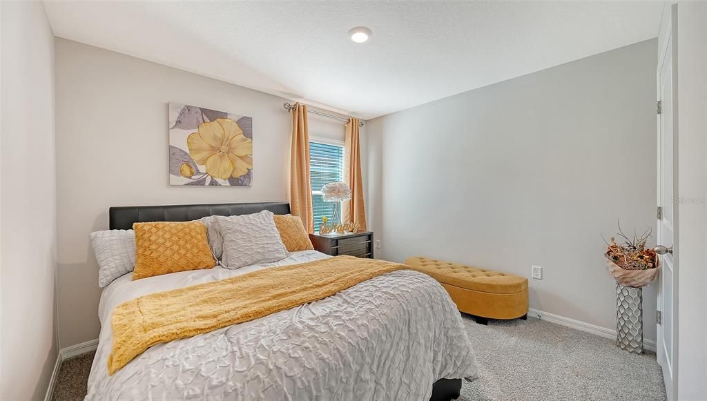 For Sale: $389,900 (4 beds, 2 baths, 1827 Square Feet)