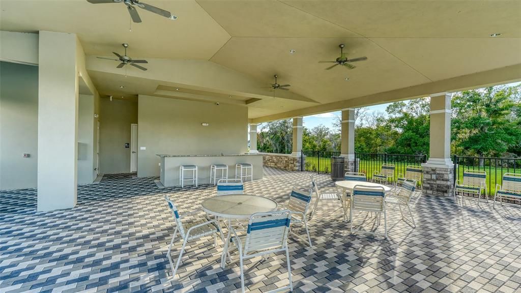 For Sale: $389,900 (4 beds, 2 baths, 1827 Square Feet)
