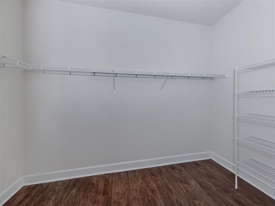 For Sale: $344,000 (2 beds, 2 baths, 1685 Square Feet)