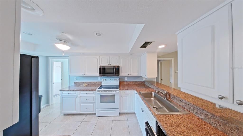 For Rent: $1,395 (2 beds, 2 baths, 1343 Square Feet)