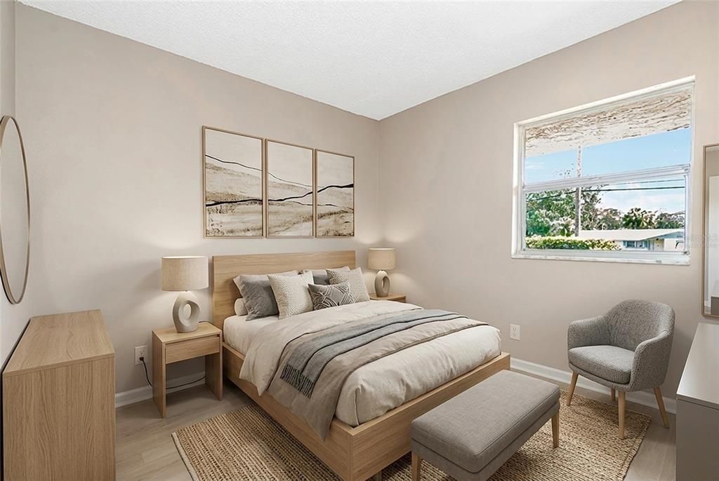 For Sale: $100,000 (2 beds, 1 baths, 720 Square Feet)
