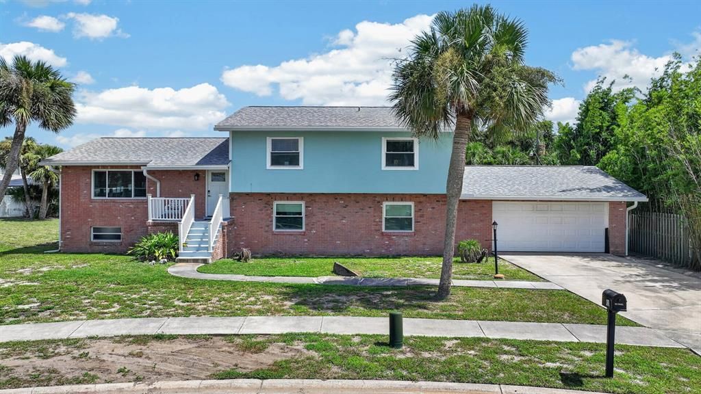 En Venta: $479,000 (4 camas, 3 baños, 2232 Pies cuadrados)