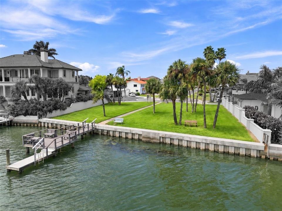 For Sale: $1,350,000 (3 beds, 3 baths, 3060 Square Feet)
