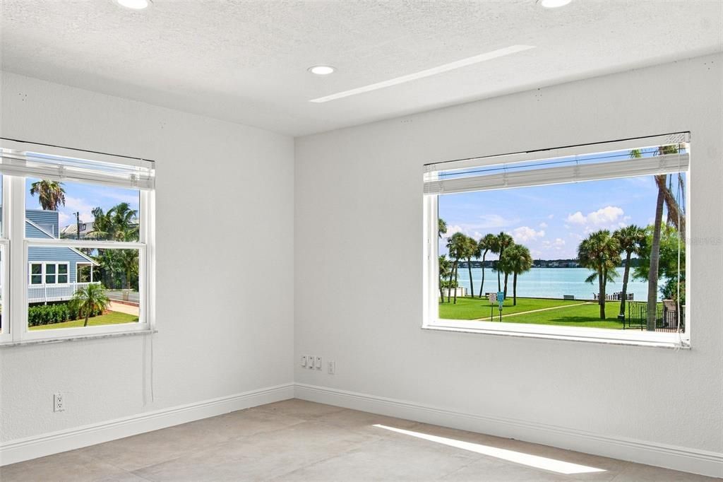 For Sale: $1,350,000 (3 beds, 3 baths, 3060 Square Feet)