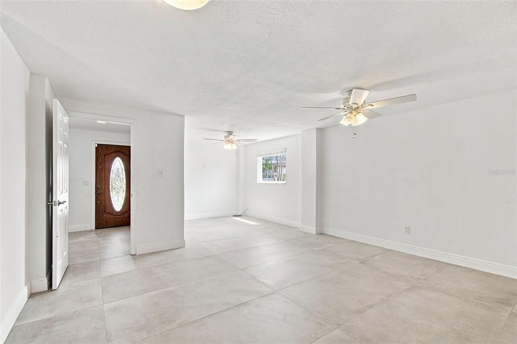 For Sale: $1,350,000 (3 beds, 3 baths, 3060 Square Feet)