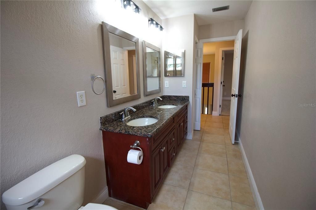 For Rent: $3,250 (3 beds, 2 baths, 2286 Square Feet)