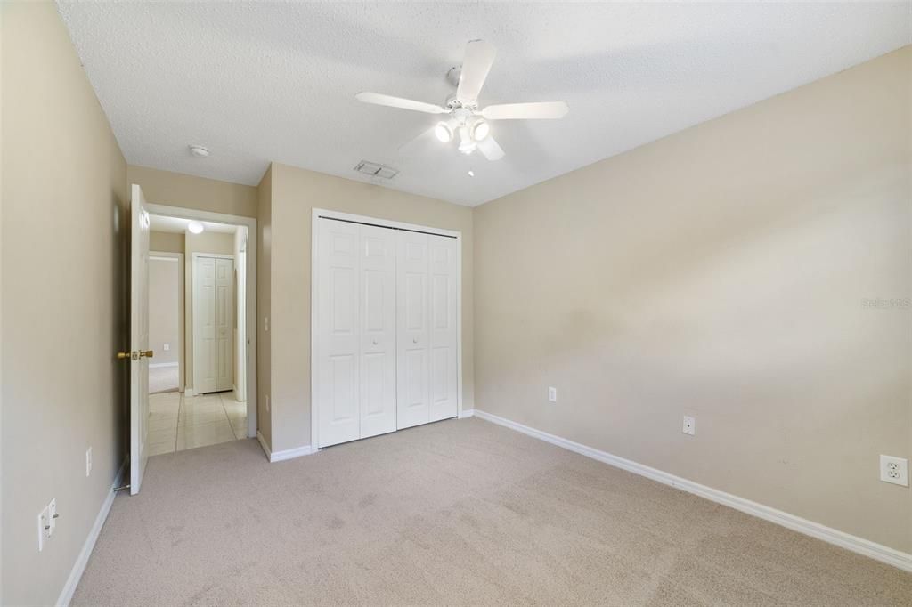 For Sale: $325,000 (3 beds, 2 baths, 1303 Square Feet)