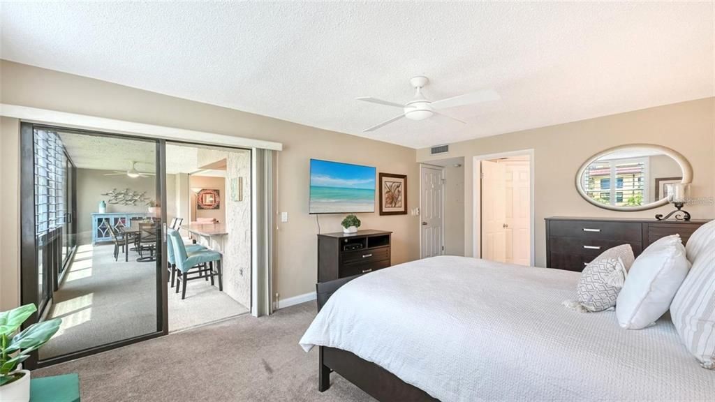For Sale: $625,000 (2 beds, 2 baths, 1650 Square Feet)