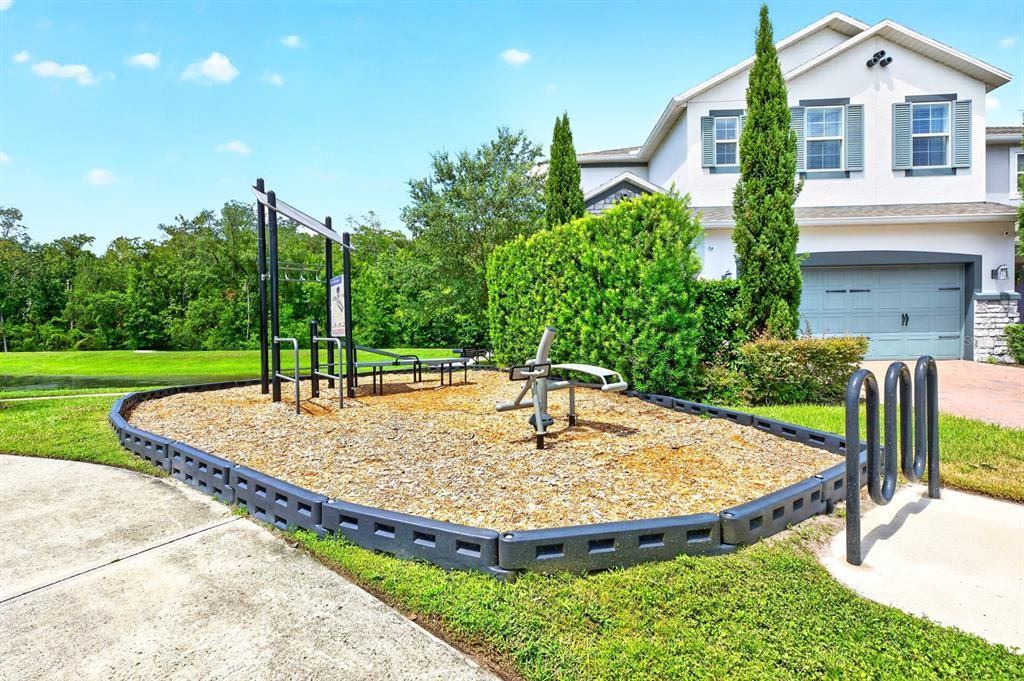 For Sale: $579,500 (4 beds, 3 baths, 2919 Square Feet)