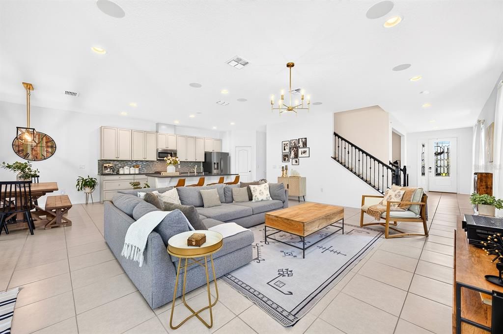 For Sale: $579,500 (4 beds, 3 baths, 2919 Square Feet)