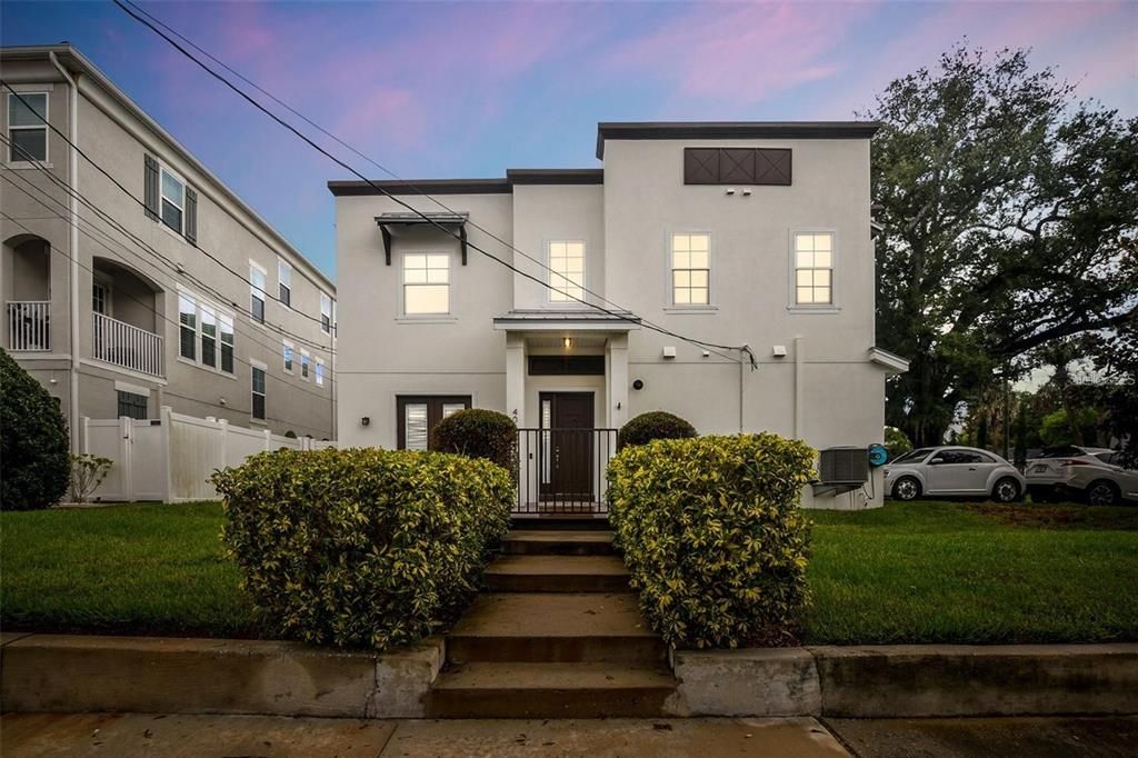 For Rent: $5,500 (4 beds, 3 baths, 2319 Square Feet)