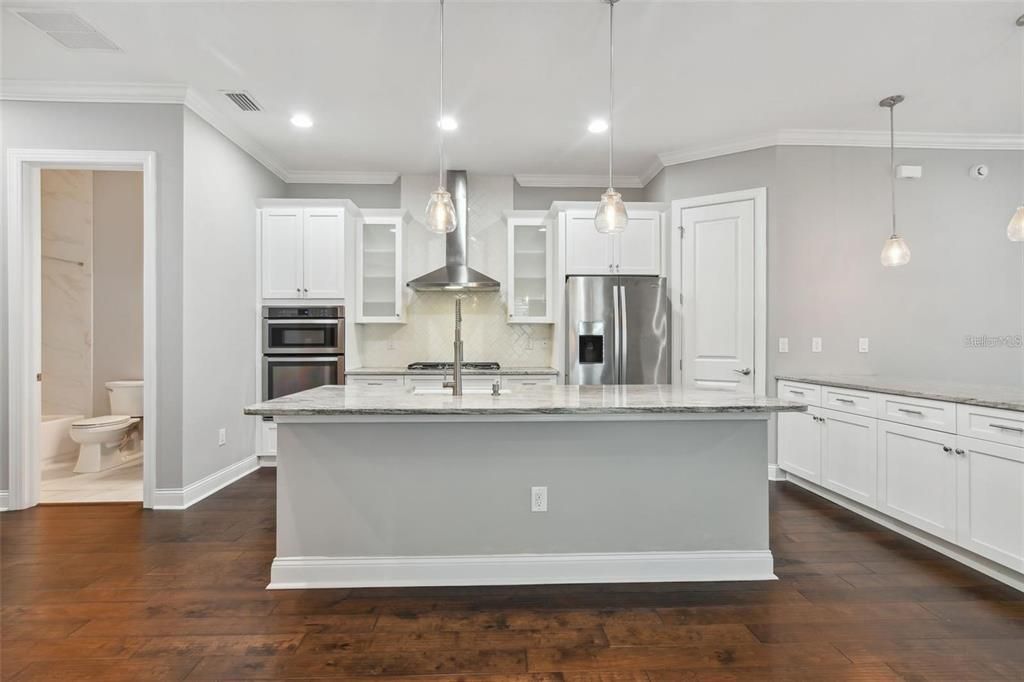 For Rent: $5,500 (4 beds, 3 baths, 2319 Square Feet)