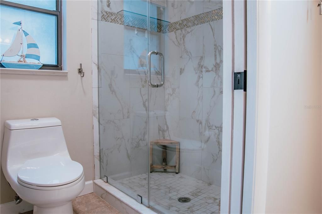 For Sale: $469,000 (3 beds, 3 baths, 1947 Square Feet)