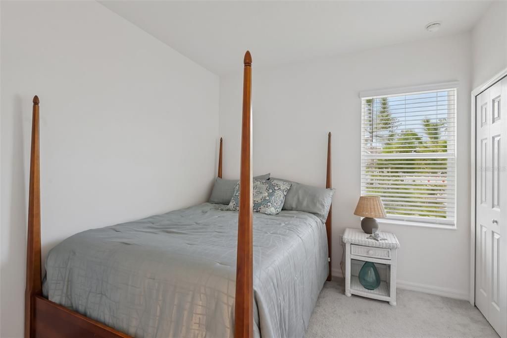 En Venta: $299,900 (3 camas, 2 baños, 1703 Pies cuadrados)