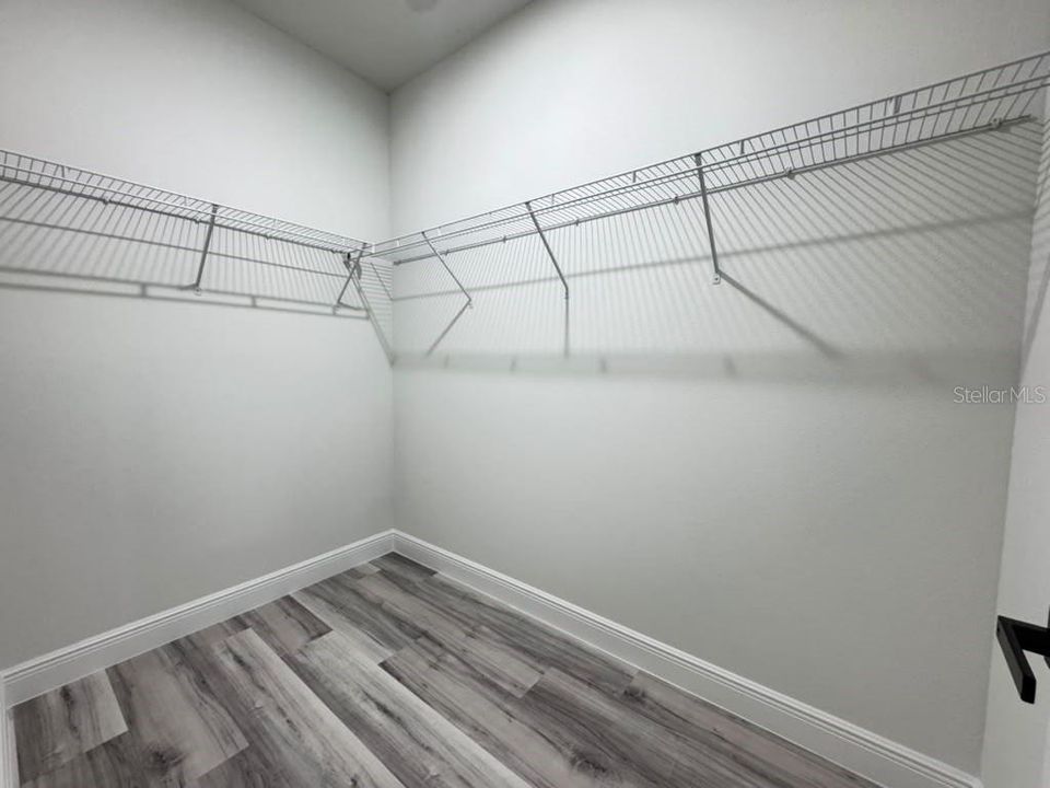 En Renta: $2,050 (4 camas, 2 baños, 1833 Pies cuadrados)