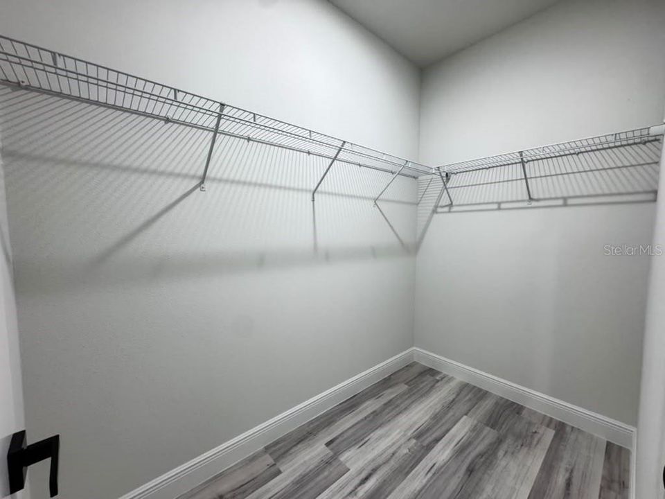 En Renta: $2,050 (4 camas, 2 baños, 1833 Pies cuadrados)