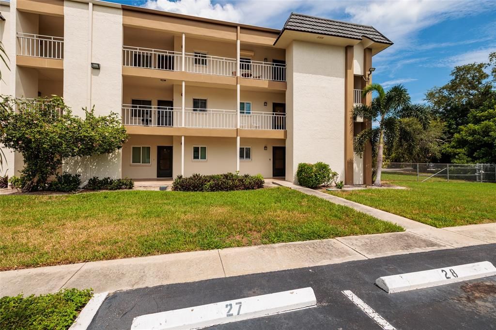 En Venta: $249,900 (2 camas, 2 baños, 1135 Pies cuadrados)