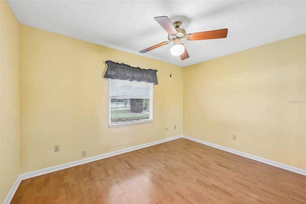 For Sale: $450,000 (4 beds, 3 baths, 2298 Square Feet)