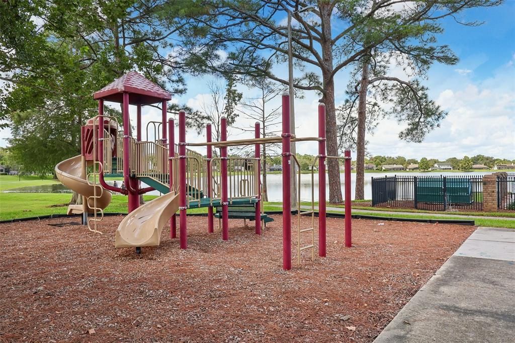 Active With Contract: $450,000 (4 beds, 3 baths, 2298 Square Feet)