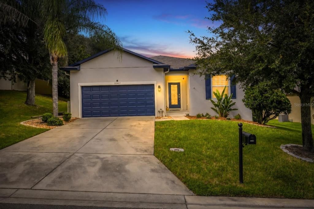 For Sale: $442,000 (4 beds, 2 baths, 2164 Square Feet)