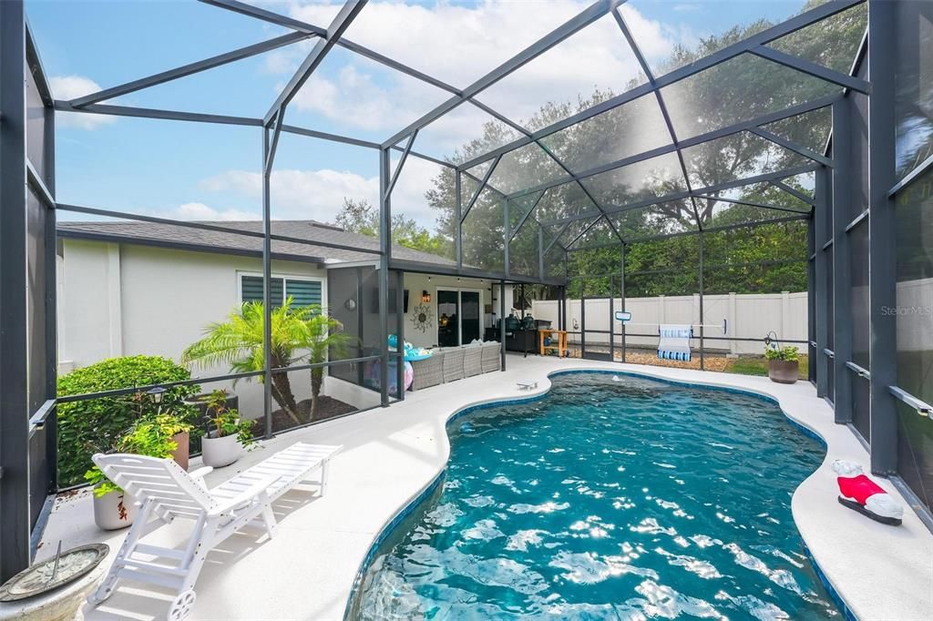 For Sale: $442,000 (4 beds, 2 baths, 2164 Square Feet)