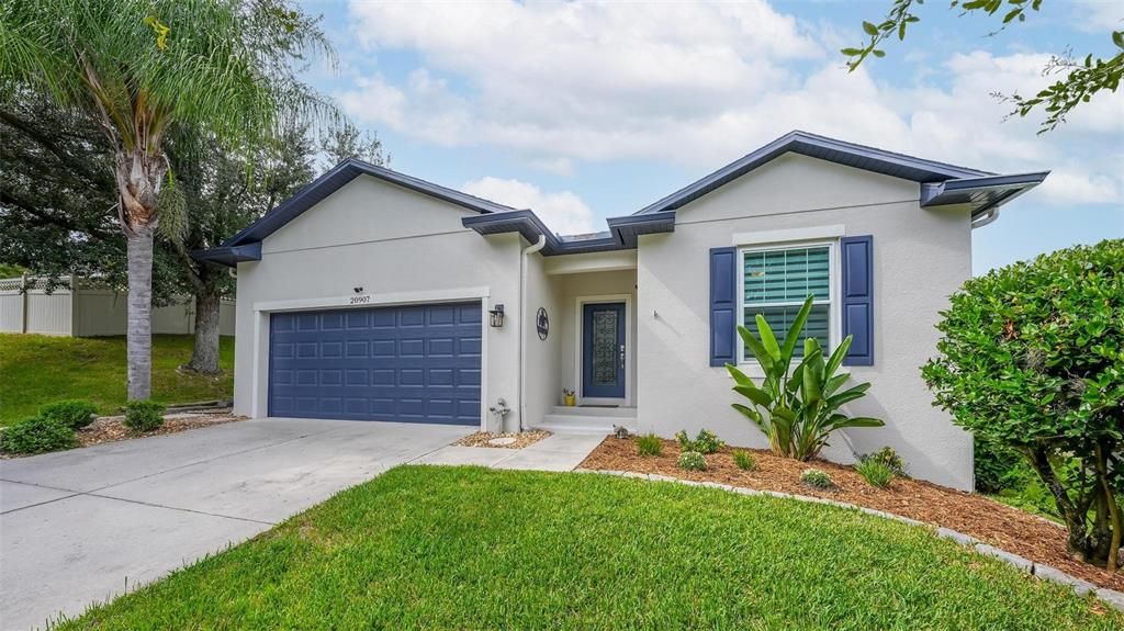 For Sale: $442,000 (4 beds, 2 baths, 2164 Square Feet)