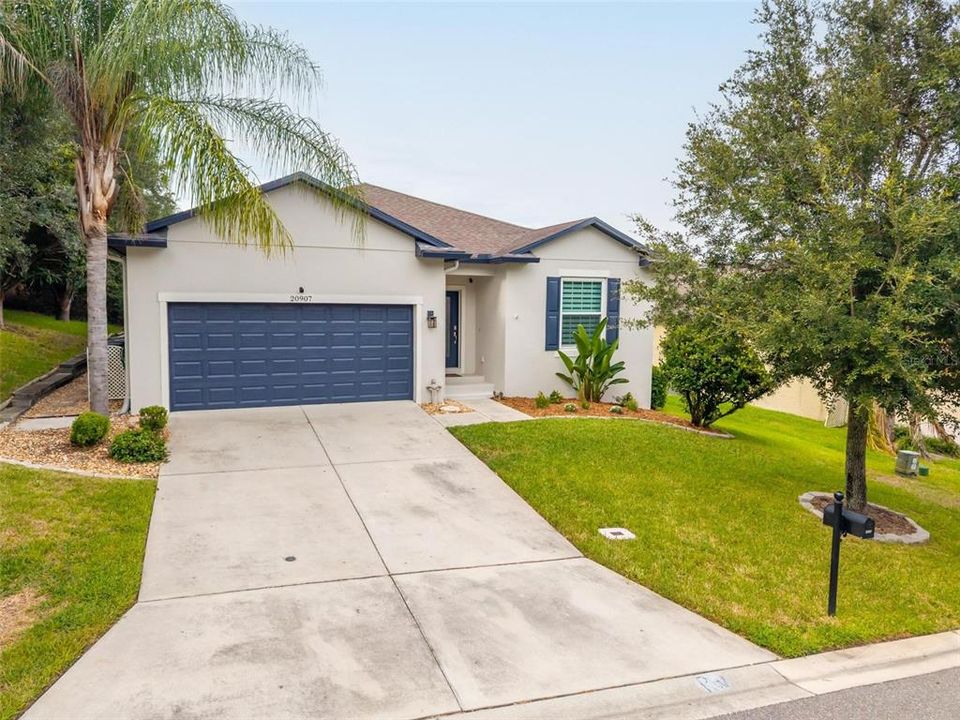 For Sale: $442,000 (4 beds, 2 baths, 2164 Square Feet)