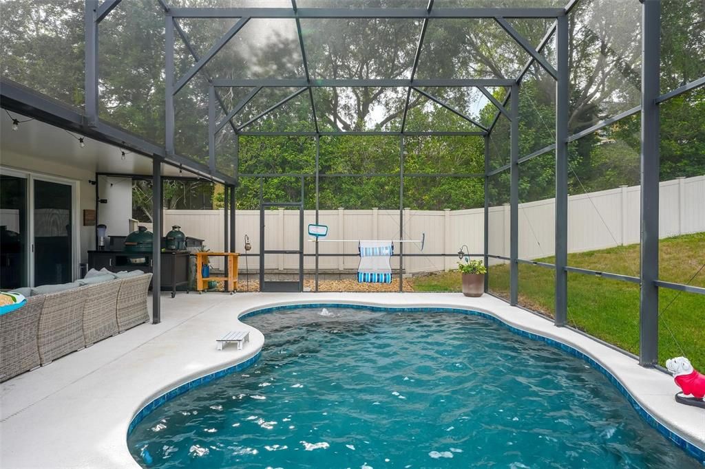 For Sale: $442,000 (4 beds, 2 baths, 2164 Square Feet)