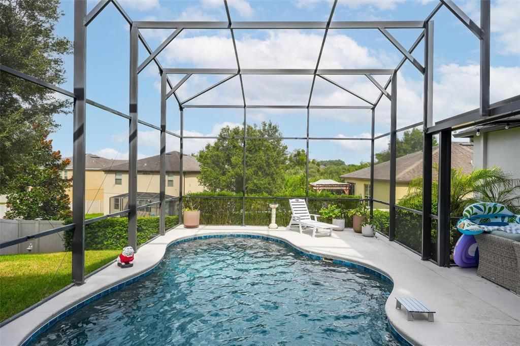 For Sale: $442,000 (4 beds, 2 baths, 2164 Square Feet)