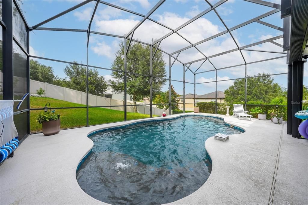 For Sale: $442,000 (4 beds, 2 baths, 2164 Square Feet)