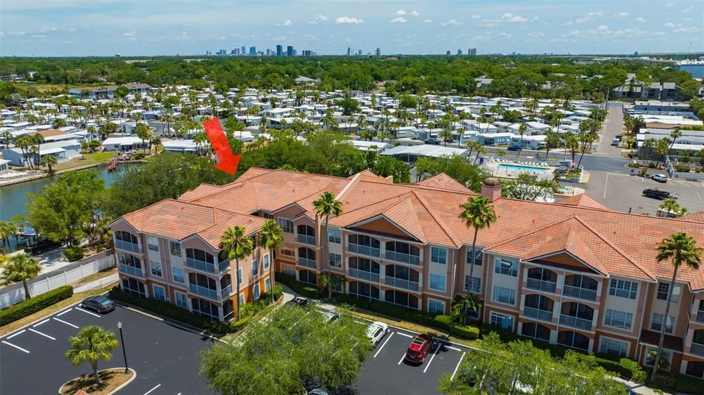 For Sale: $195,000 (1 beds, 1 baths, 780 Square Feet)