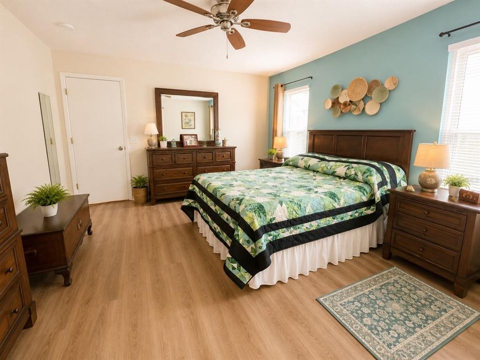 En Venta: $287,900 (2 camas, 2 baños, 1610 Pies cuadrados)
