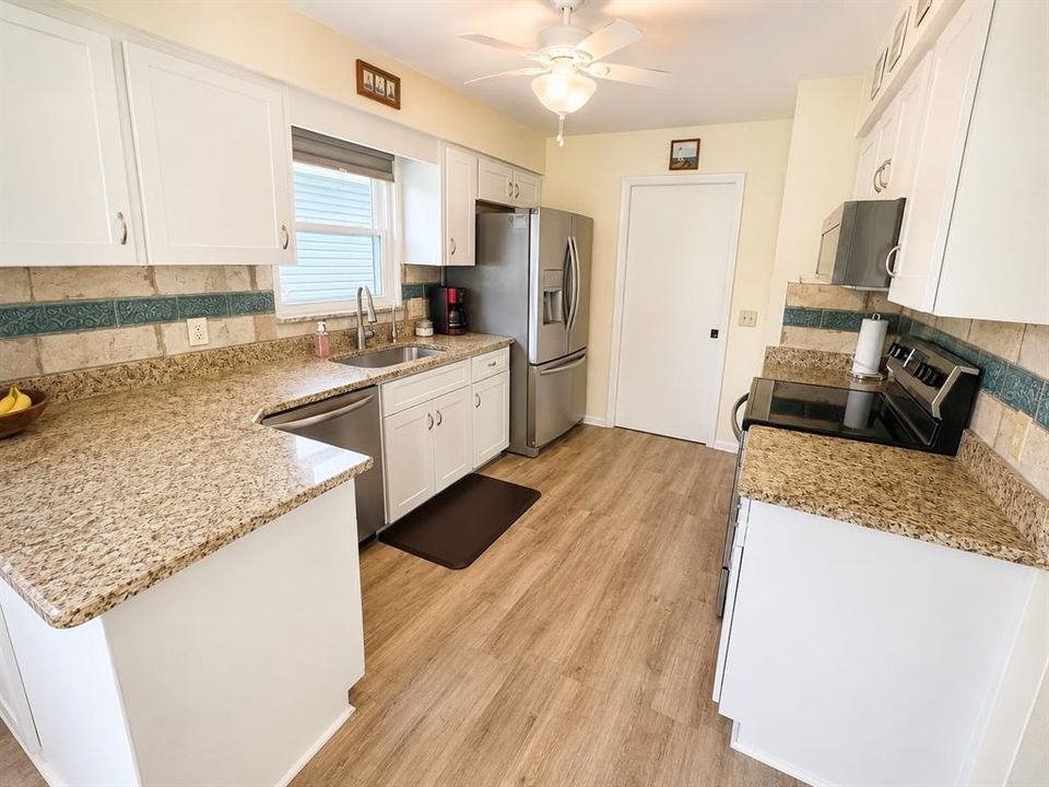 En Venta: $287,900 (2 camas, 2 baños, 1610 Pies cuadrados)