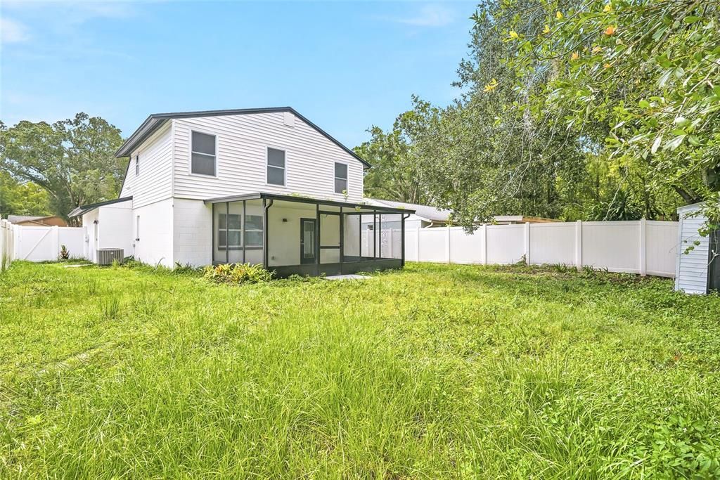 En Venta: $465,000 (4 camas, 2 baños, 1407 Pies cuadrados)